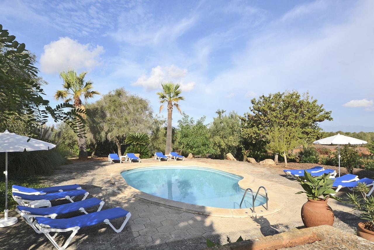 Son Granada Holiday home
