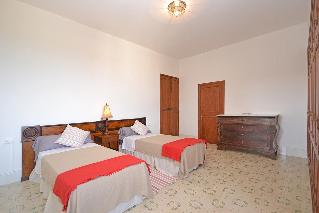 Son Granada Holiday home