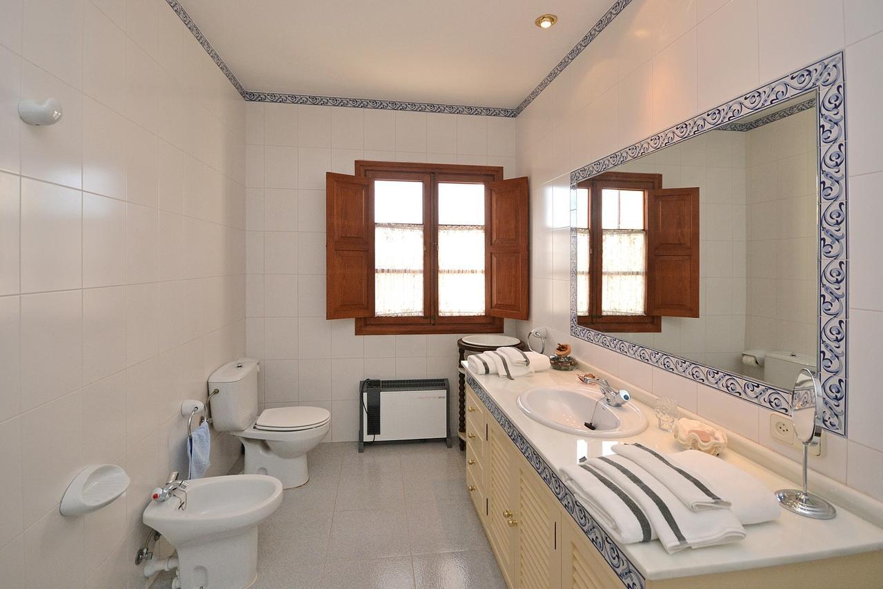 Son Granada Holiday home