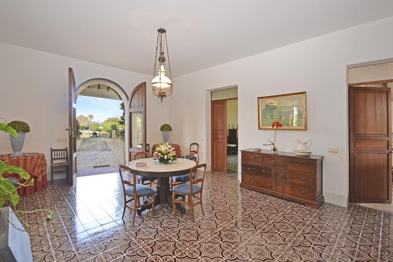 Son Granada Holiday home *